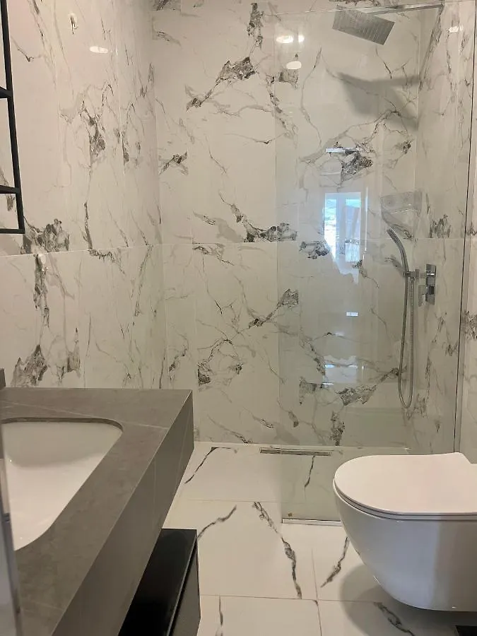 Ohana Penthouse Appartement Sarandë